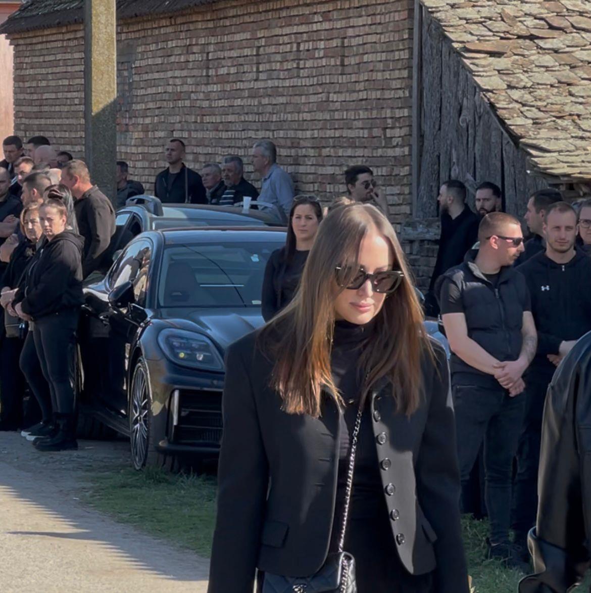 Sahrana  Poginuo brat Darka Lazića  Dragan Lazić Brestać  Darko Lazić (12).jpeg