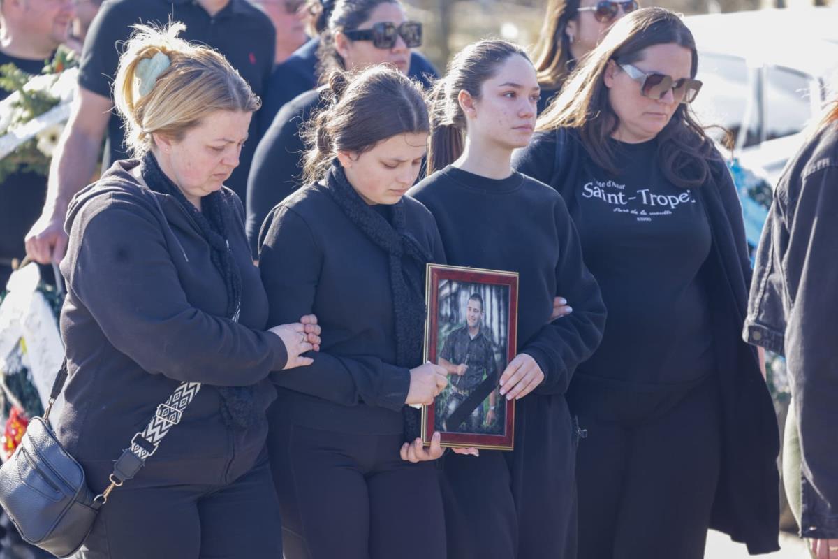 Sahrana  Poginuo brat Darka Lazića  Dragan Lazić Brestać  Darko Lazić (3).jpeg