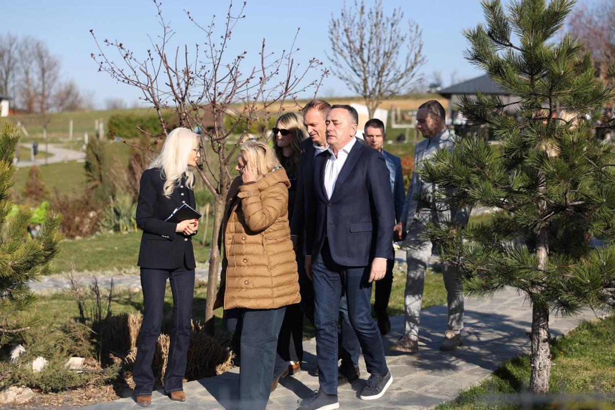 Aleksandar Vučić (2).jpeg