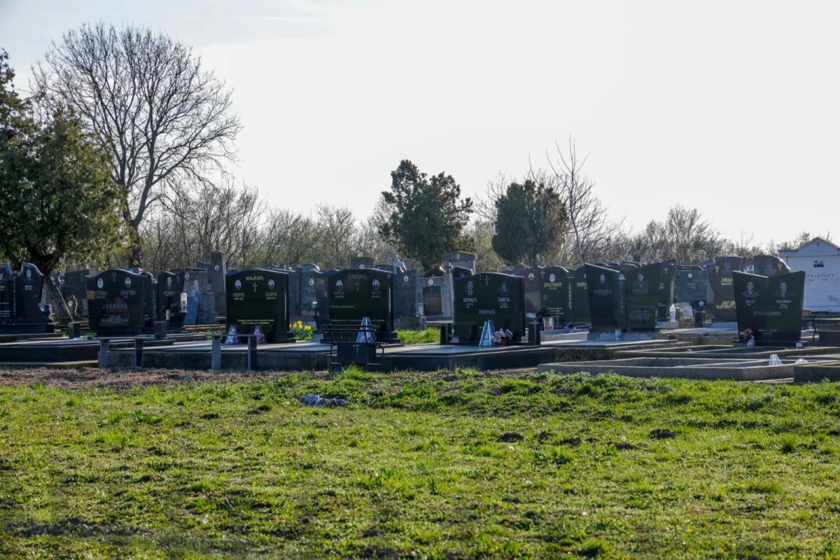 Sahrana  Poginuo brat Darka Lazića  Dragan Lazić Brestać  Darko Lazić (2).jpeg