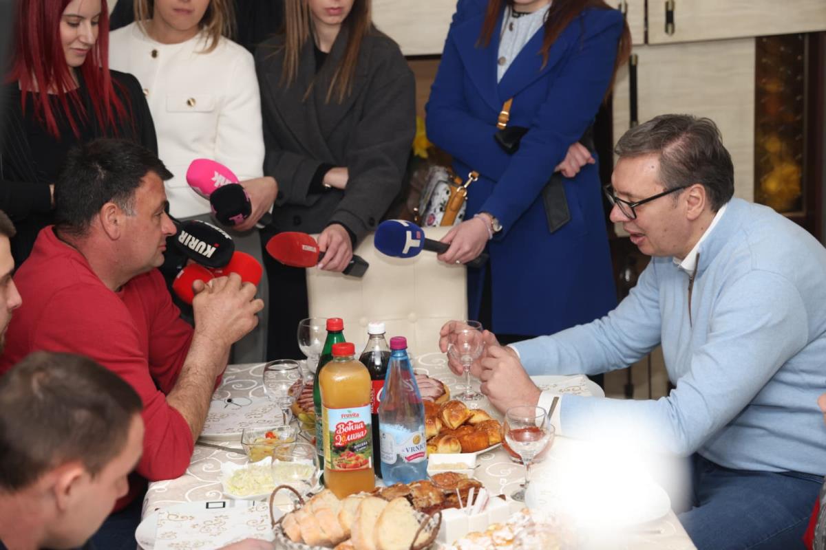 Aleksandar Vučić (2).jpeg