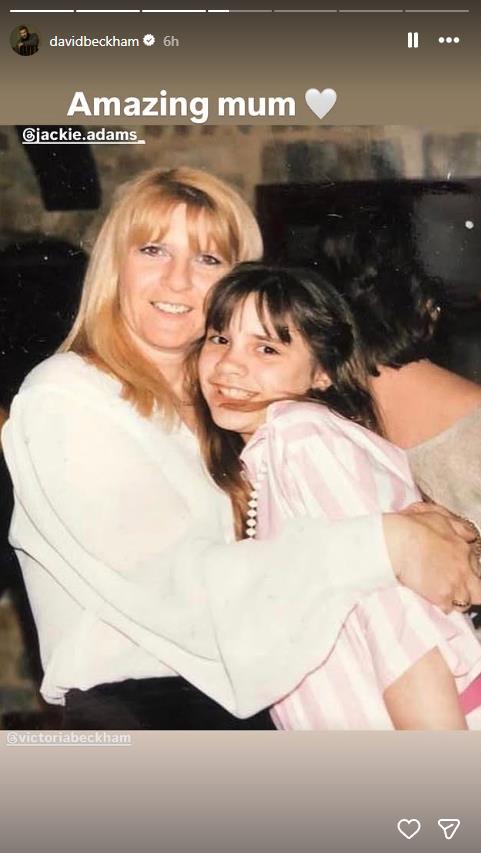 Viktorija Bekam s majkom Džeki Adams