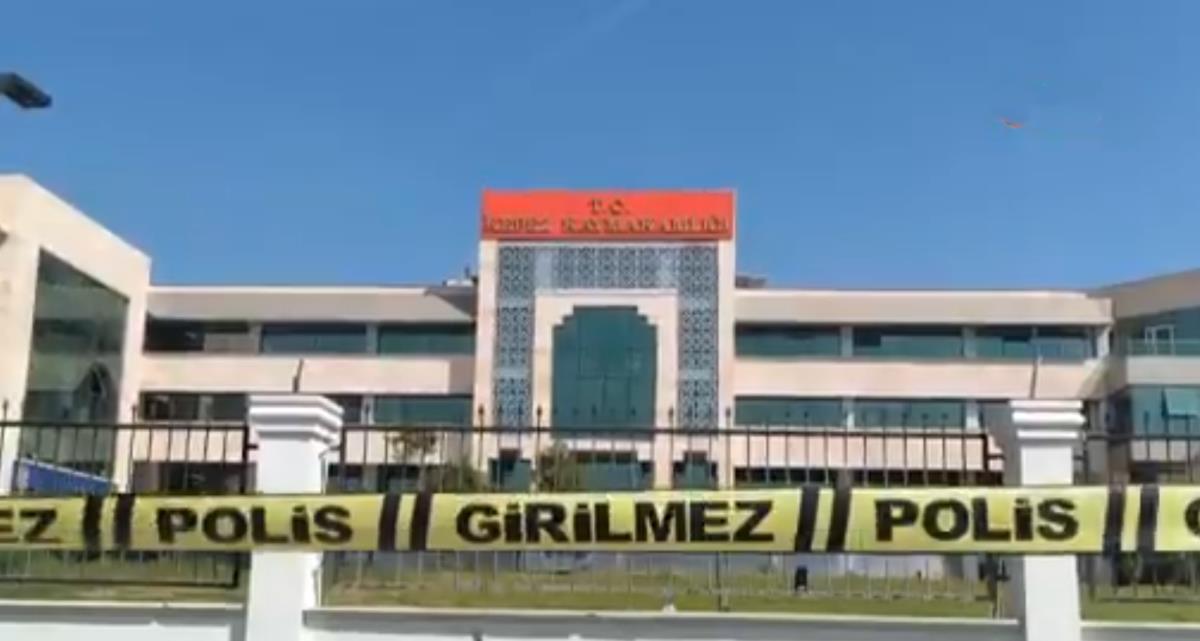 Antalija Turska vladina zgrada pucnjava (5).png