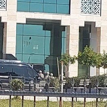 Antalija Turska vladina zgrada pucnjava (3).jpg