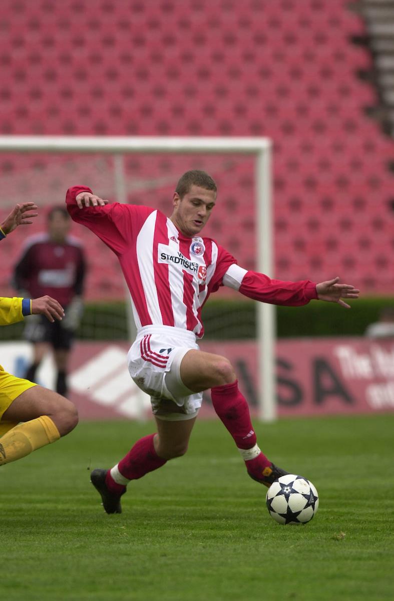 Nemanja Vidić u dresu Crvene zvezde