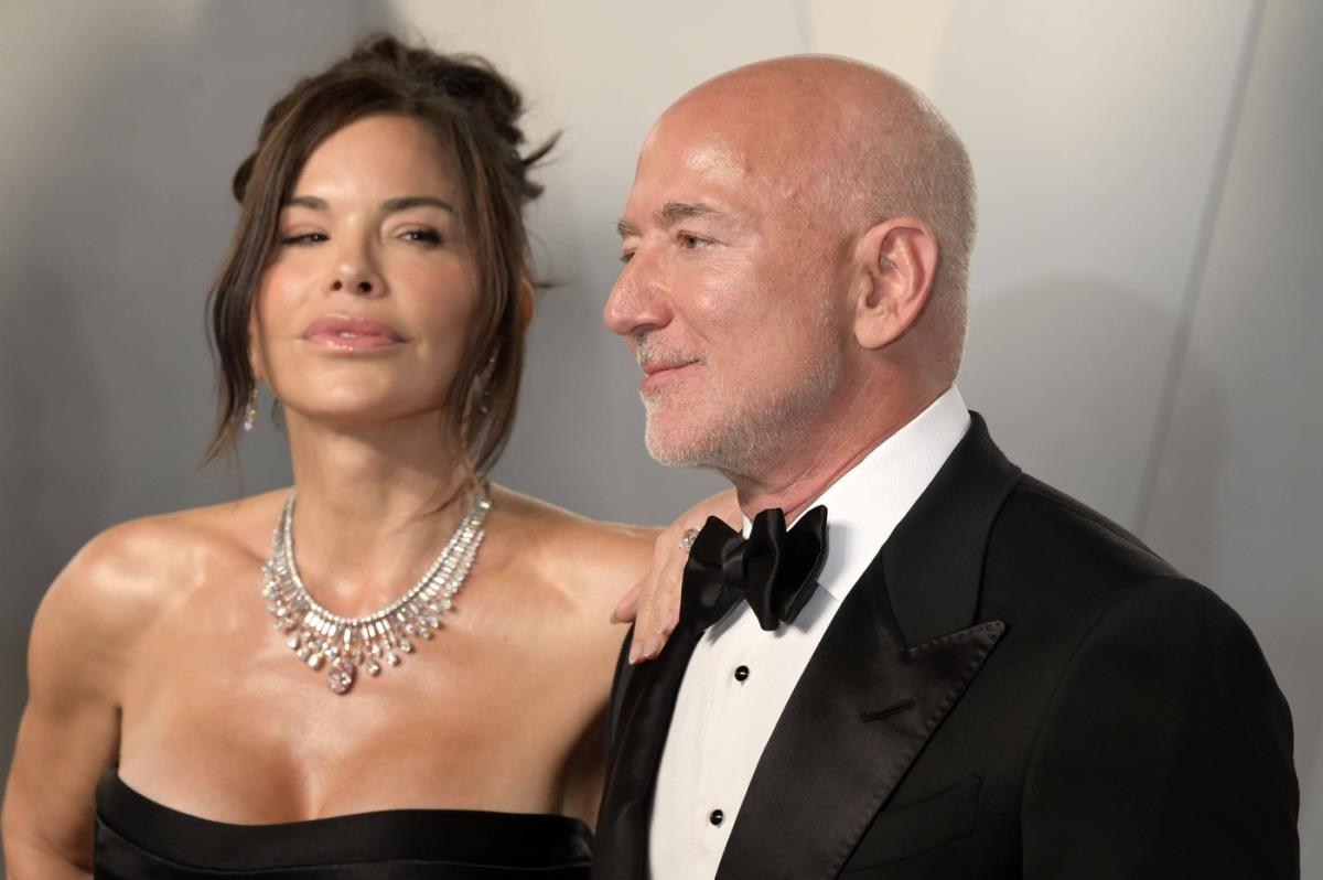 Loren Sančez i Džef Bezos na Oskar afterpartiju