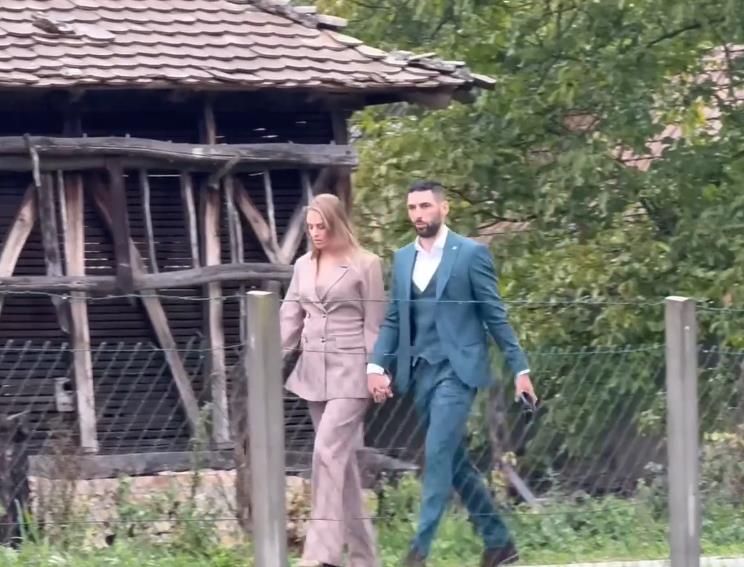 Stefan i Tereza u manastiru u Ripnju nakon Terezinog krštenja i prelaska u pravoslavnu veru (4).PNG