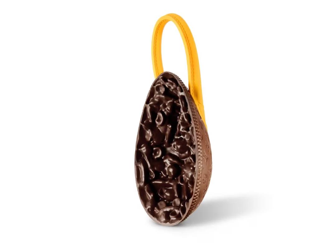 Čokoladna torba Luj Vitona Sac Œuf Jaune napravljena za Uskrs 2026 u ekskluzivnoj radnji u Parizu (4).PNG