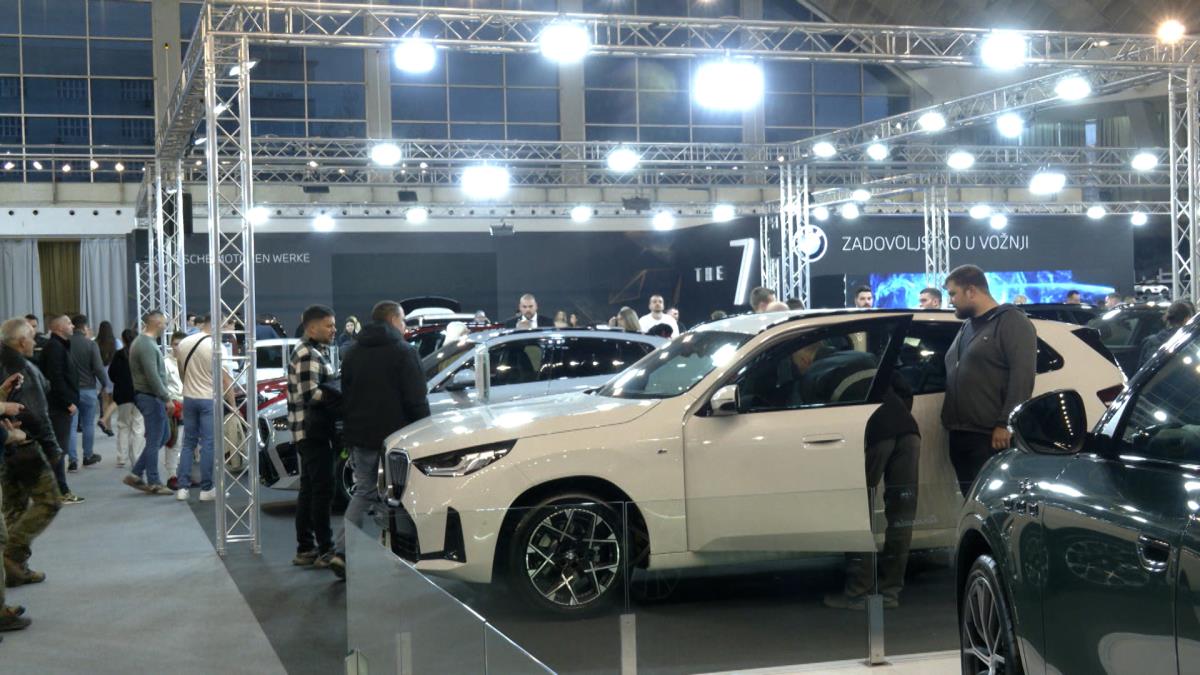 Sequence 01.00_29_46_04.Still004.jpg