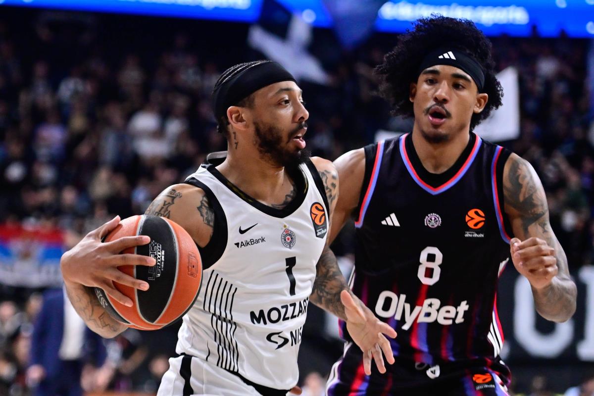 KK Pariz, KK Partizan, Karlik Džons