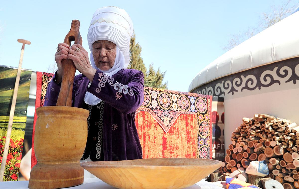 Nowruz Novruz Persijska Nova Godina