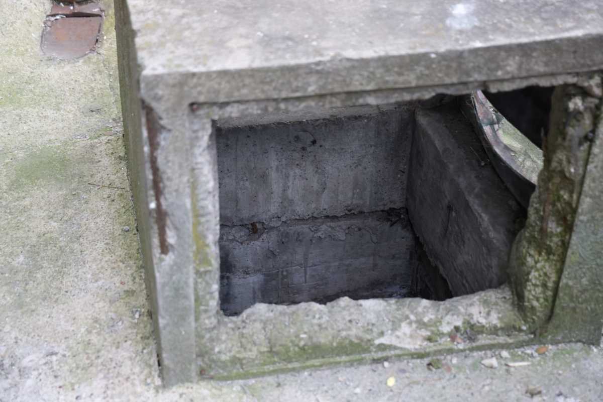 Vračar pronađeno telo Stela Savić ventilacioni otvor