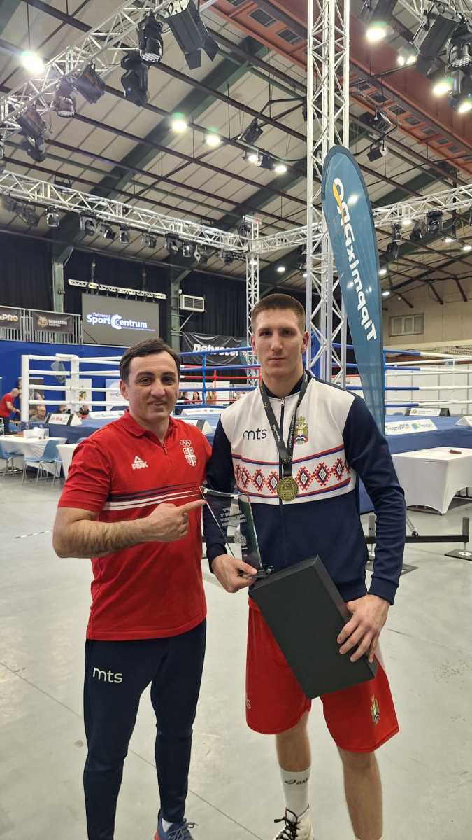 selektor Milan Piperski i Rastko Simic2.jpg