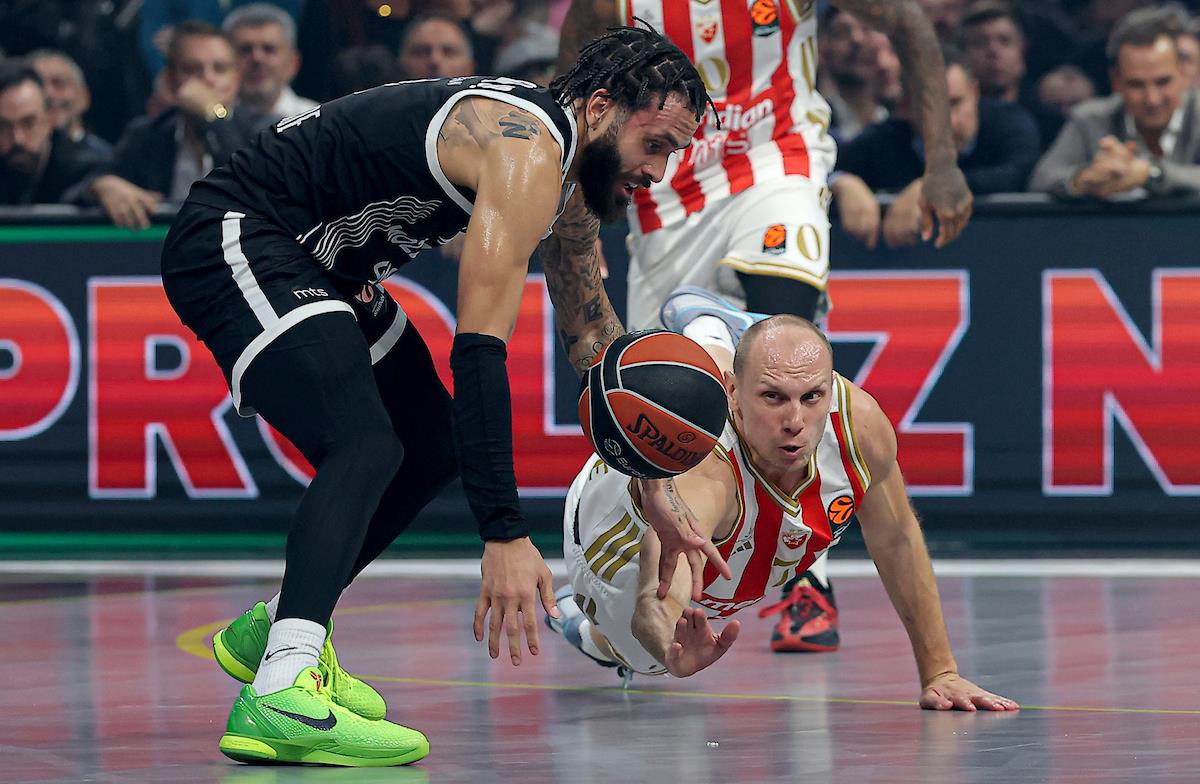 Detalj sa večitog derbija Partizan - Crvena zvezda