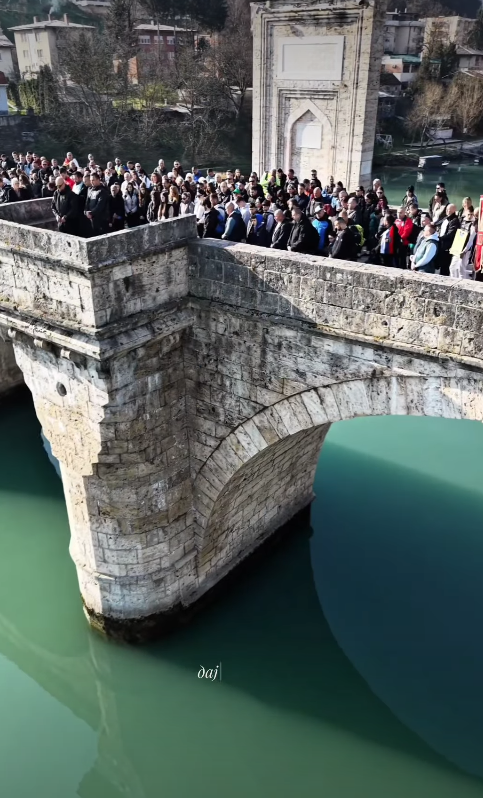 Vištegrad Moleban (5).png