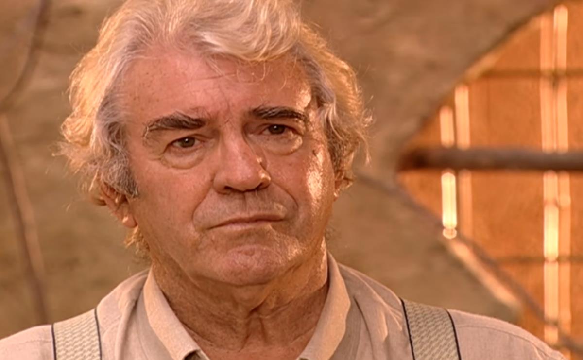 Žuka de Olivejra kao doktor Albijeri u seriji Zabranjena ljubav