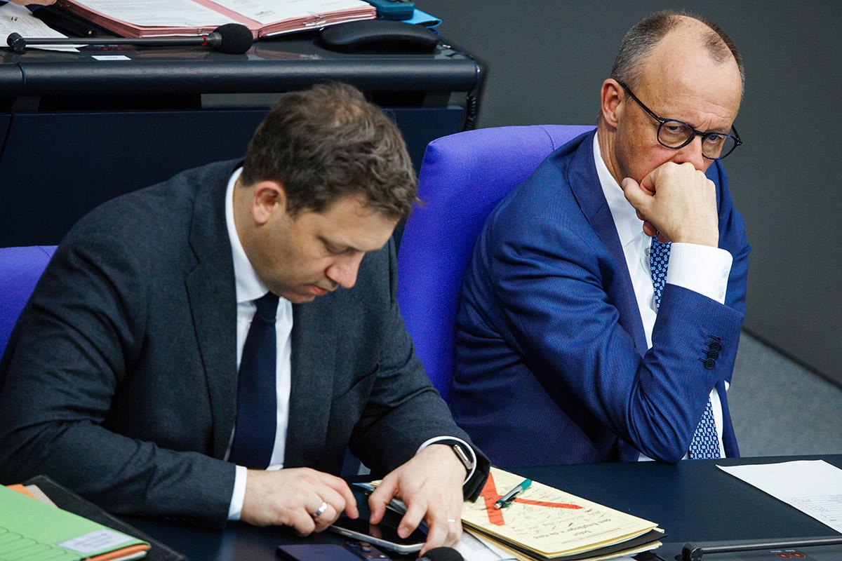 Lars Klingbajl  Fridrih Merc