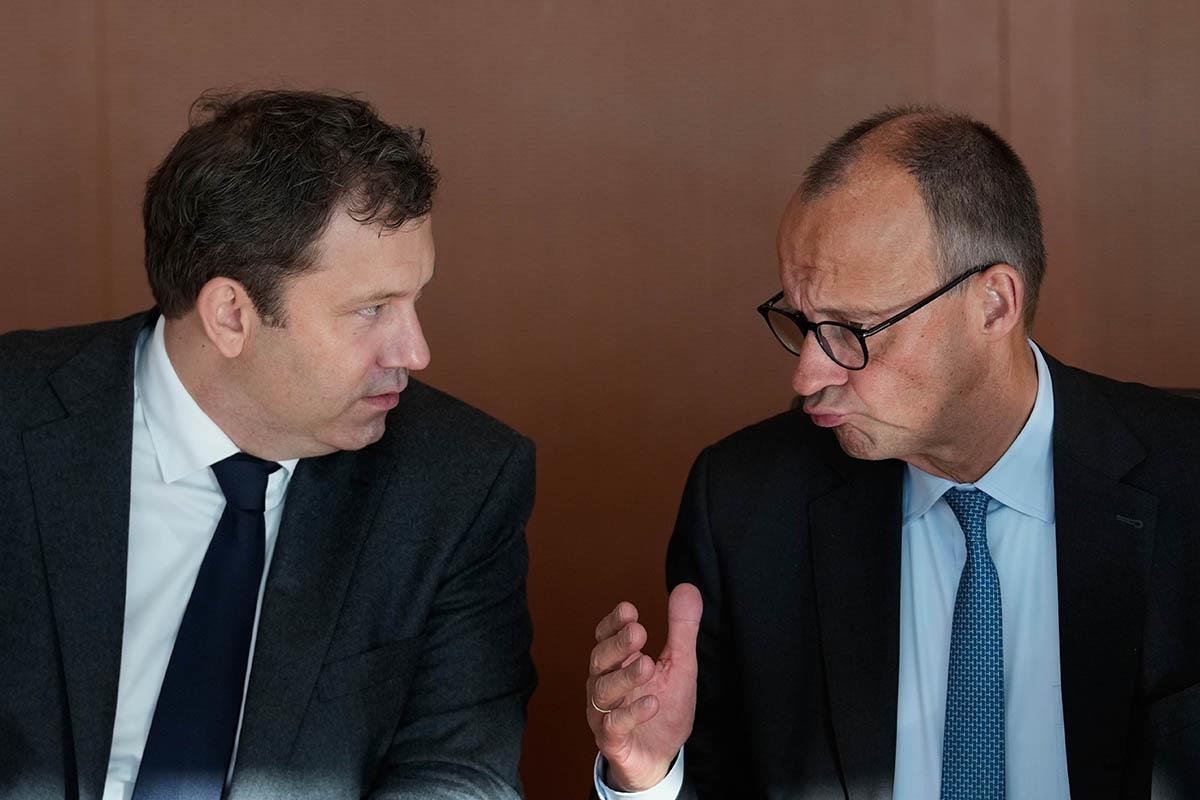 Lars Klingbajl  Fridrih Merc