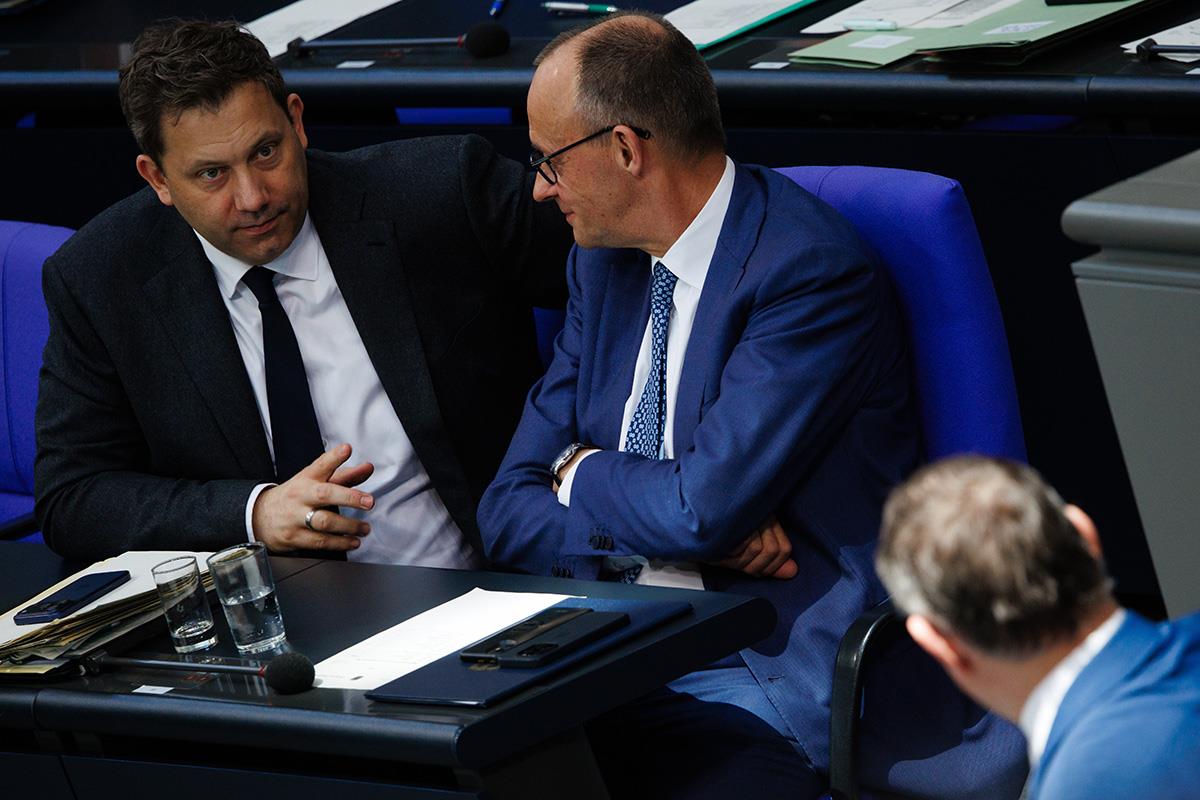 Lars Klingbajl  Fridrih Merc