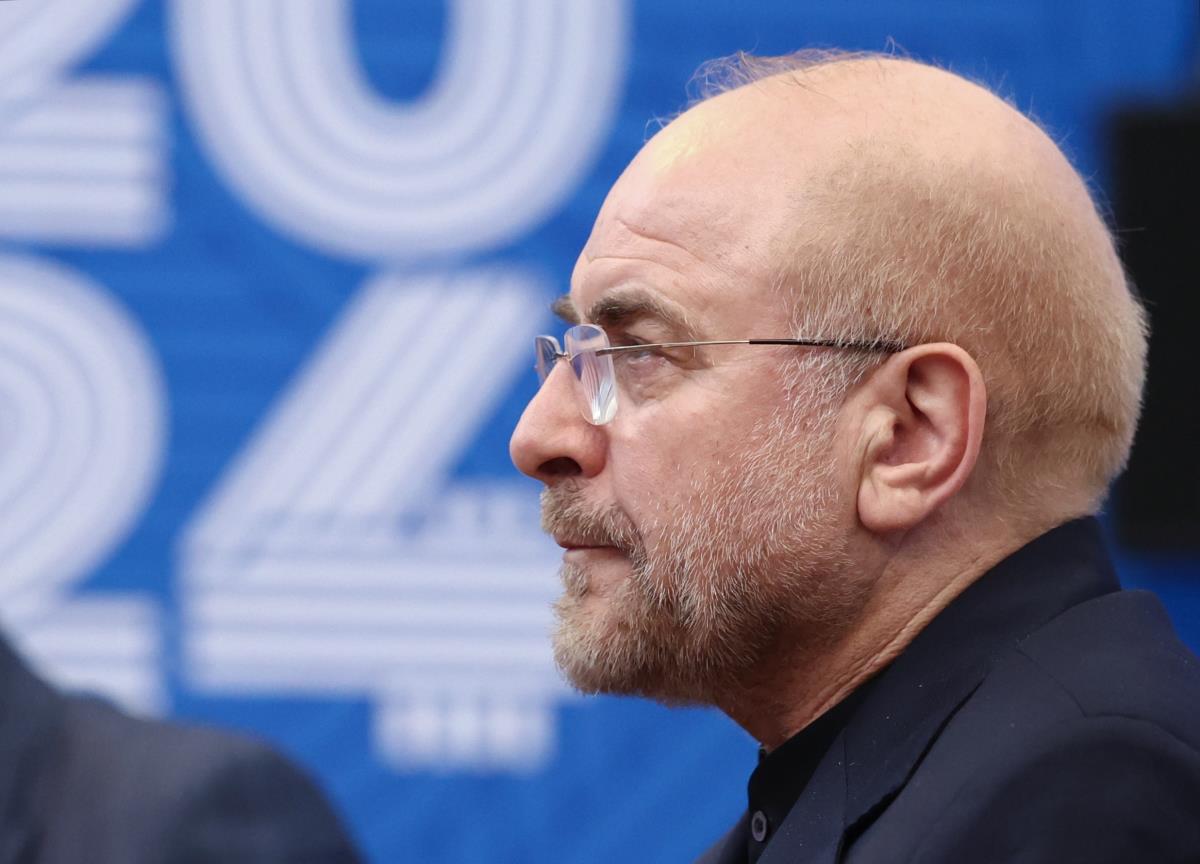 x01 EPA Valeriy Sharifulin  Sputnik  K.jpg