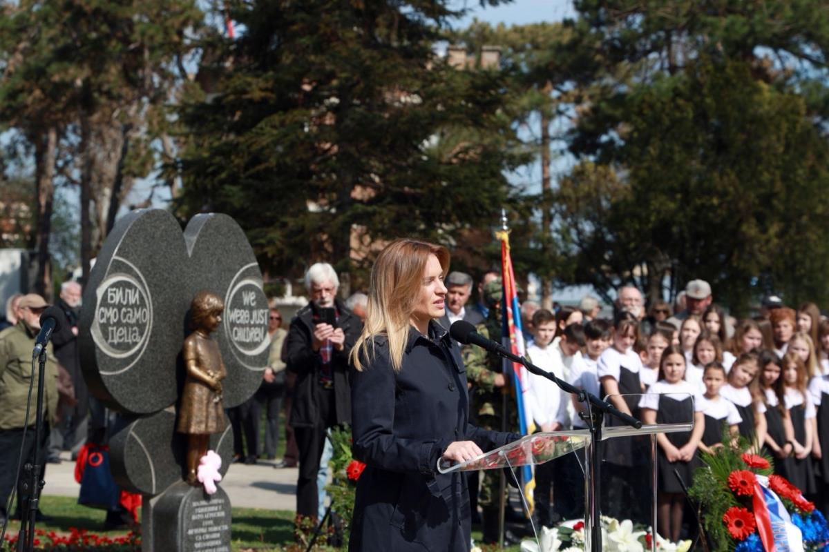Milica Đurđević Stamenkovski Tašmajdanski park (8).jpeg