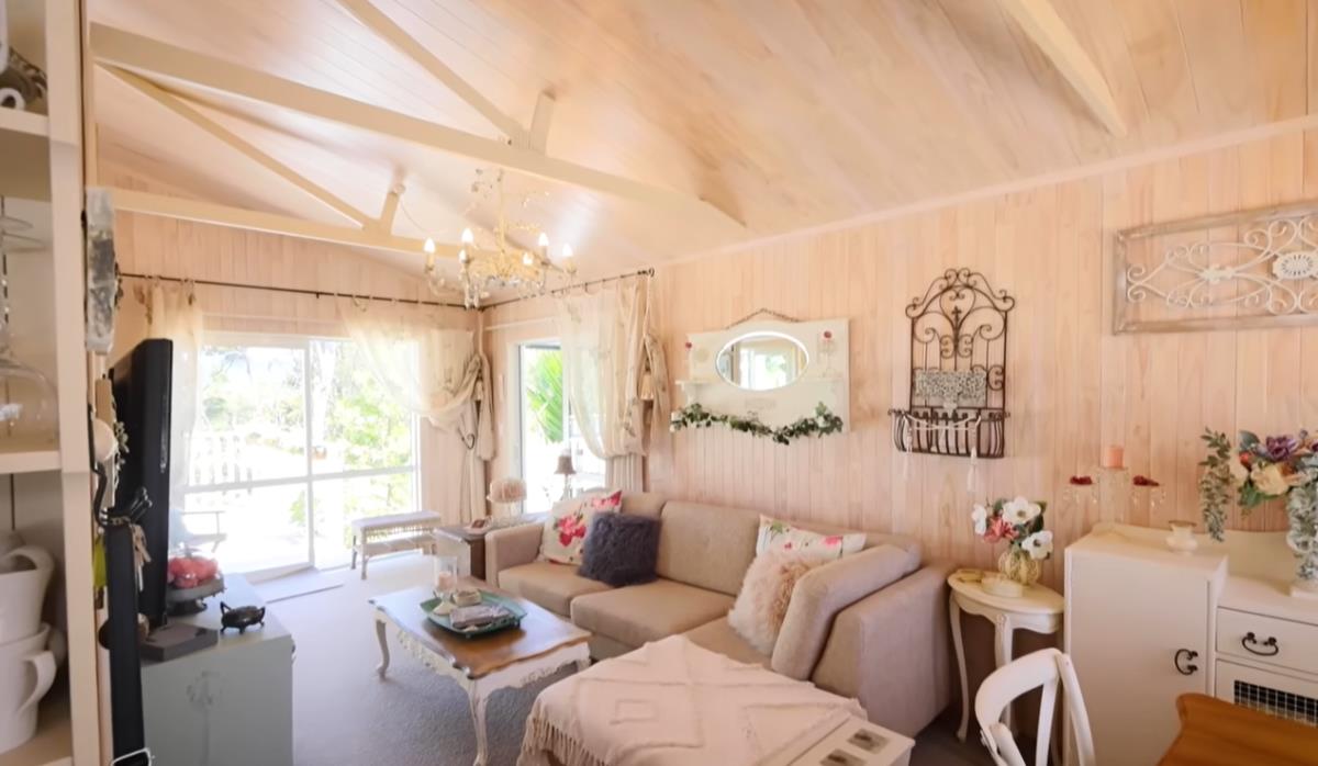 Ana je od oronule garaže napravila kuću iz snova