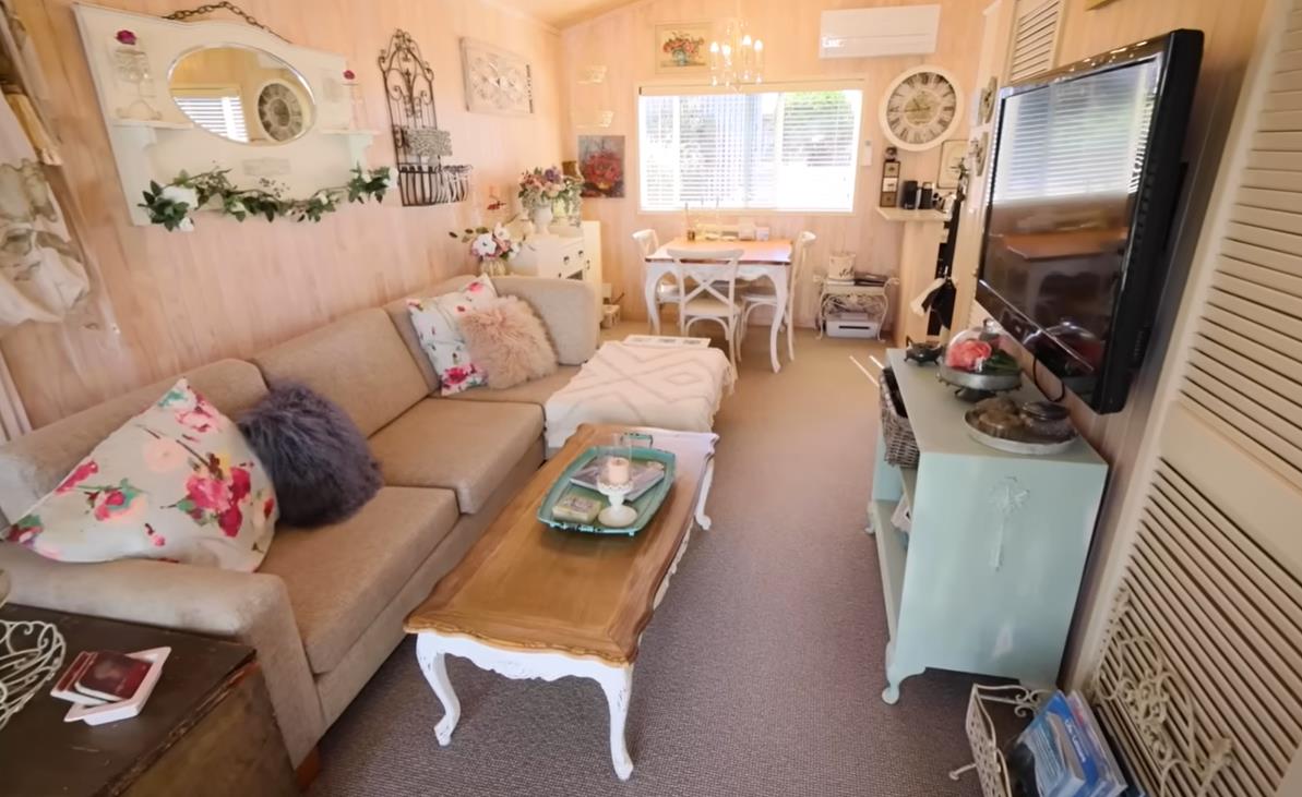 Ana je od oronule garaže napravila kuću iz snova