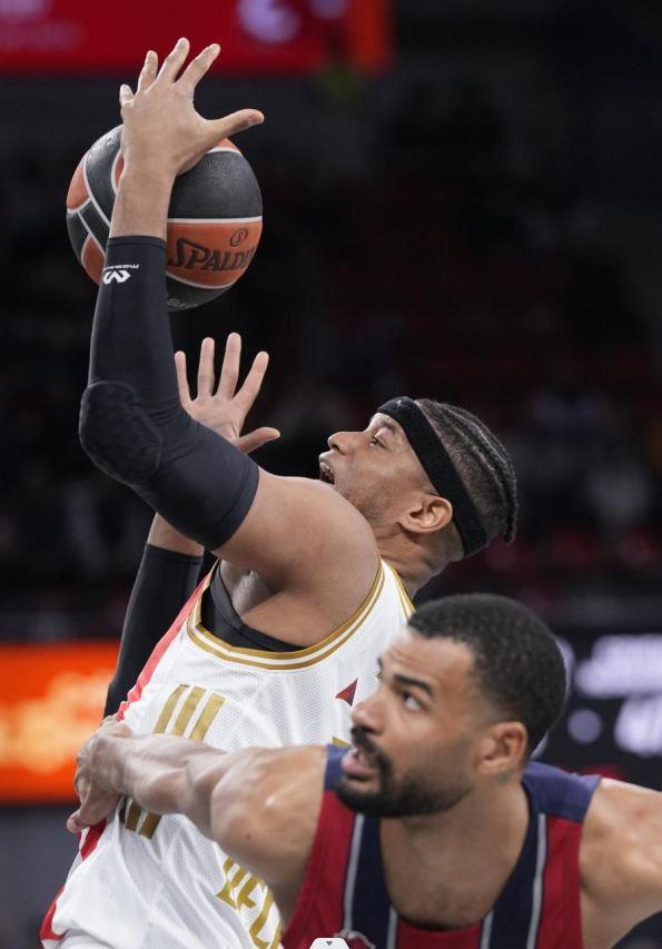 Baskonija, KK Crvena zvezda