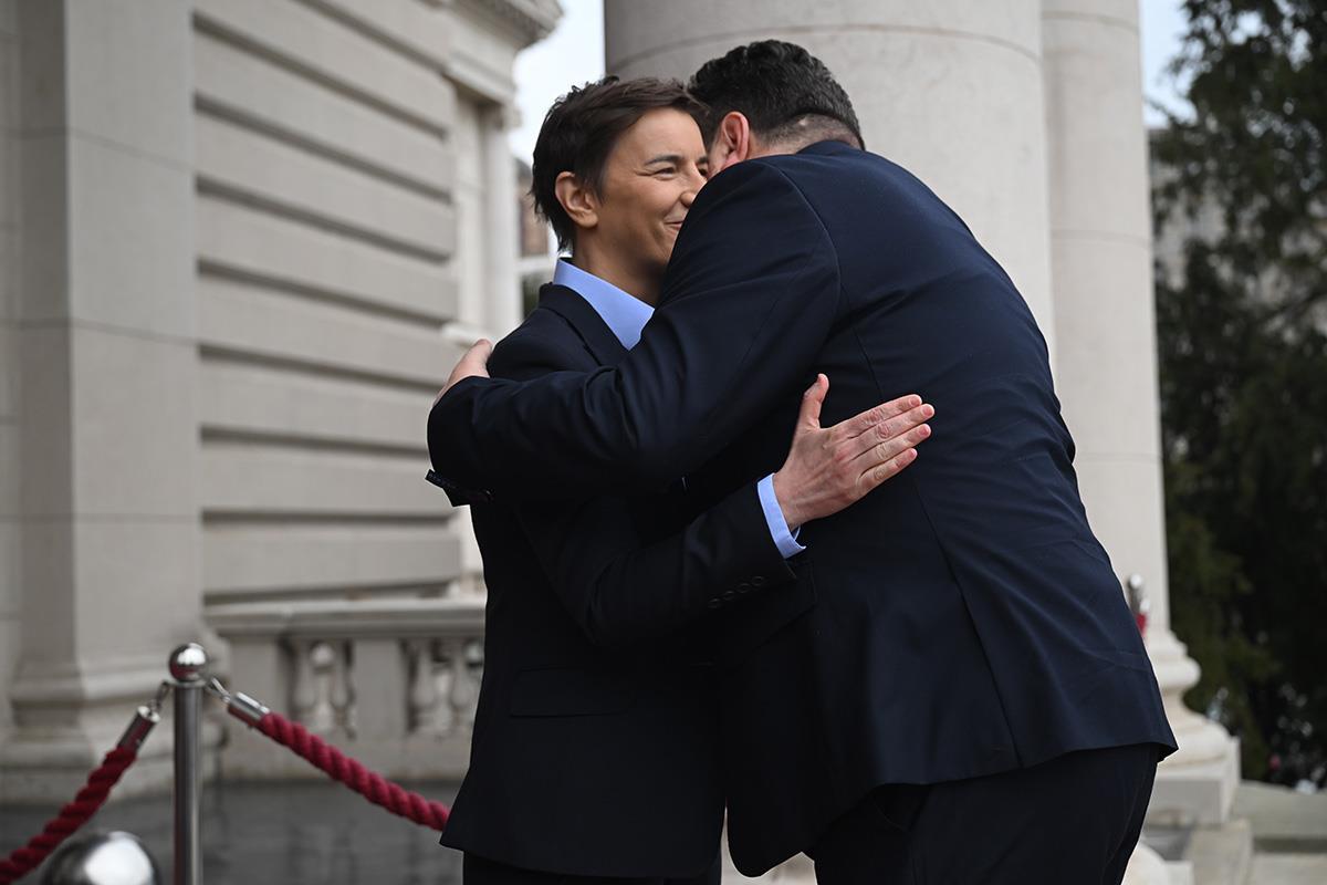 Ana Brnabić Nenad Stevandić  otvorili Parlamentarni forum.JPG