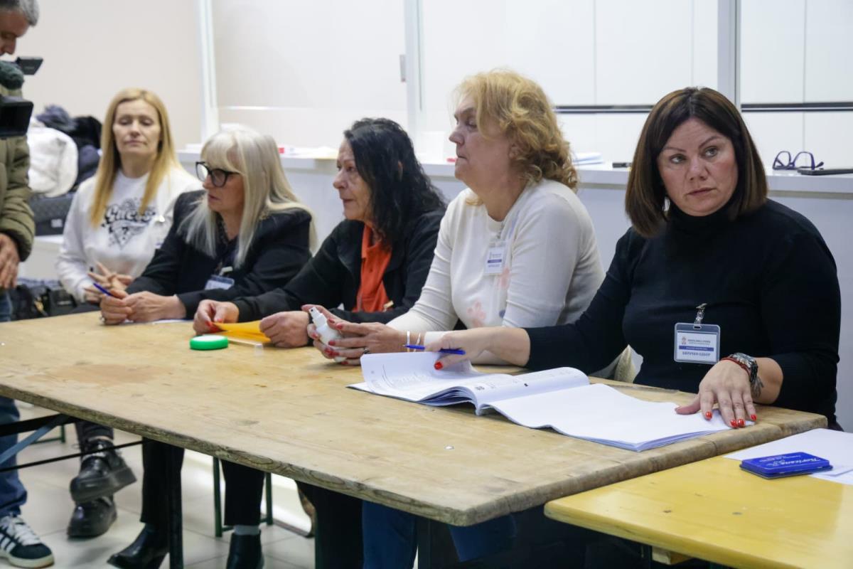 Redovni lokalni izbori Aranđelovac glasanje glasačko mesto lokalni izbori 2026 (19).jpeg