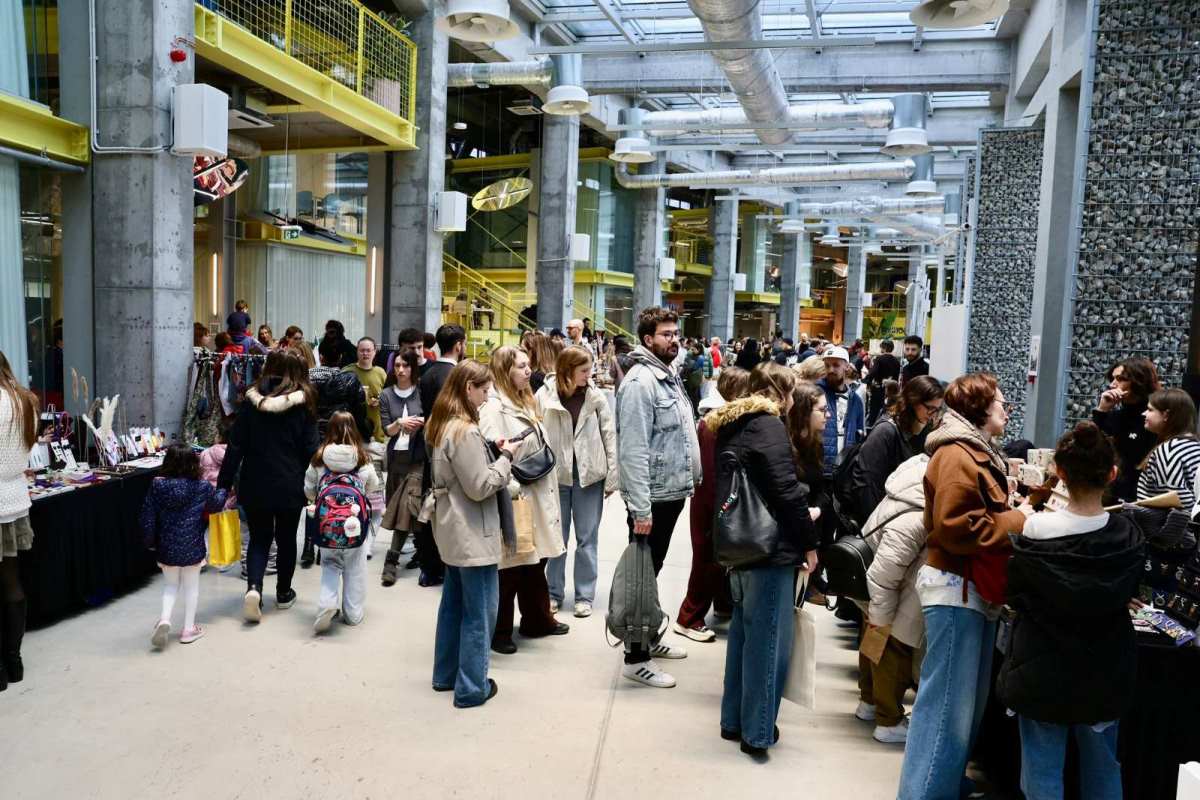 Afterlight market_Ložionica_posetioci.jpg