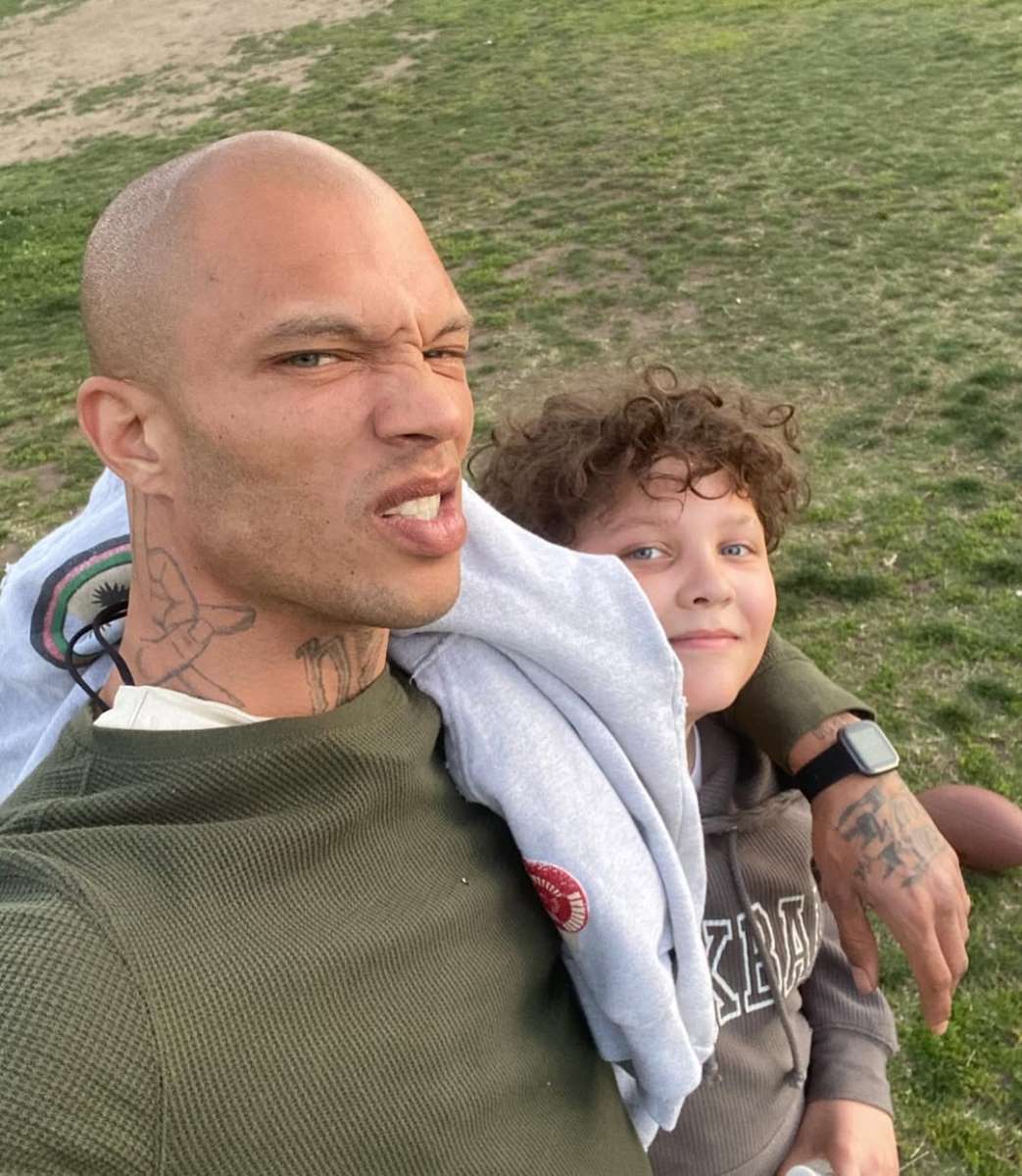 džeremi miks stariji sin (4).jpg