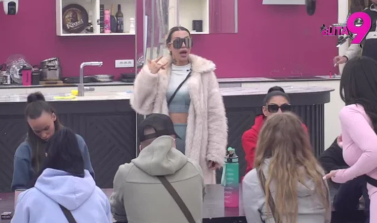 STANIJA OŠAMARILA ASMINA, SKANDAL U ELITI! Isplivale tajne, leti perje na sve strane: Tebe boli što si ljubavnica!