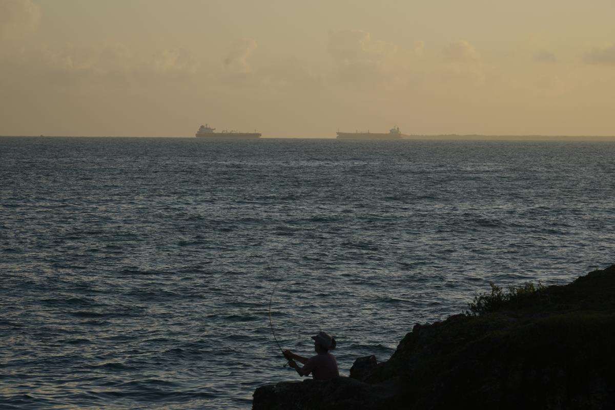 103 AP Ramon Espinosa.jpg