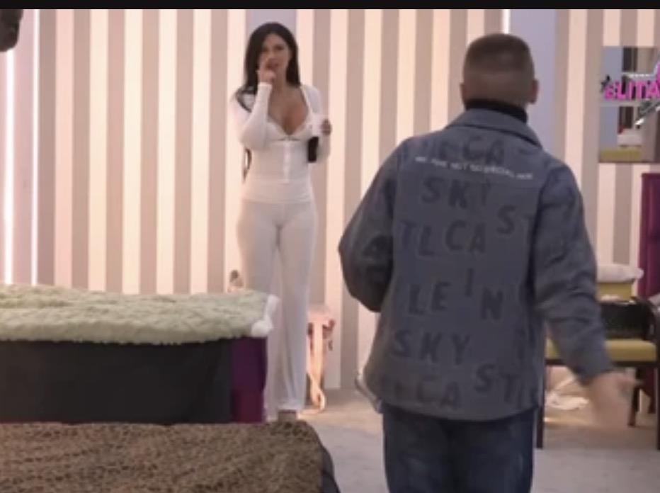 MAJA I ASMIN UŠLI U VEZI ČIM JE STANIJA STIGLA U RIJALITI! Izdaja prijateljice koja nikog ne iznenađuje: Palo maženje u krevetu