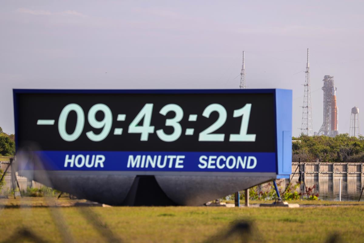 nasa02 EPA Cristobal Herreraulashkevich.jpg