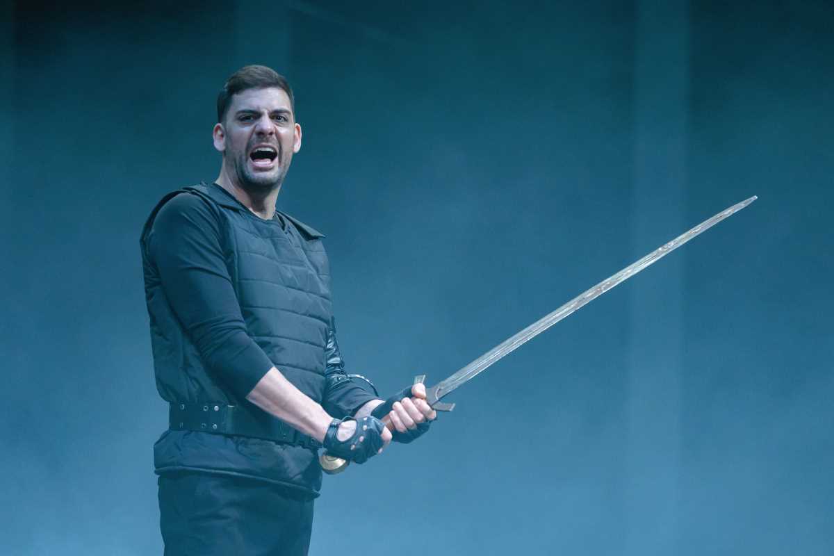 Milan Marić u predstavi Ričard Drugi