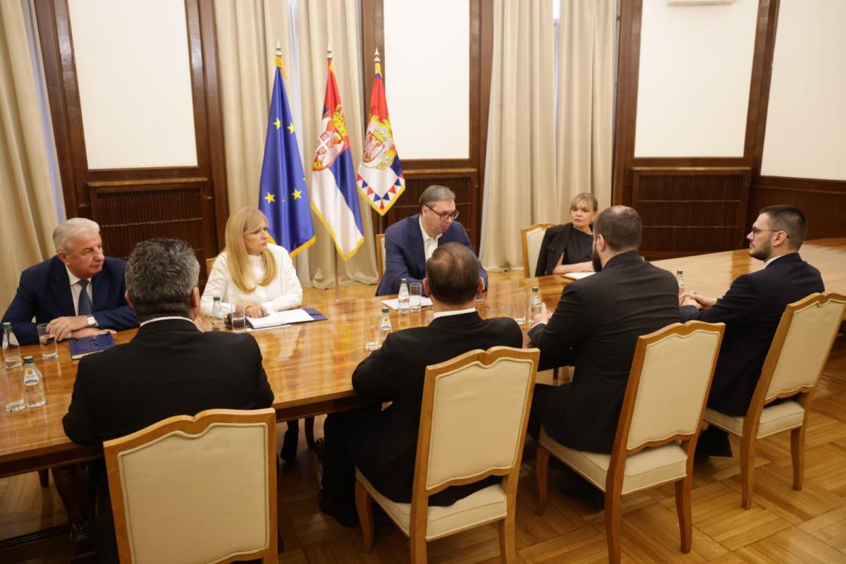 konsultacije Aleksandar Vučić (2).jpeg