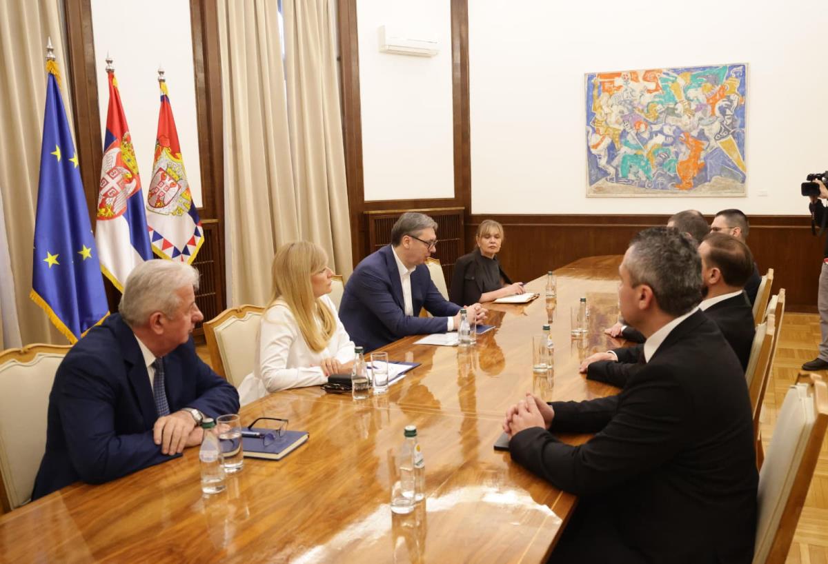 konsultacije Aleksandar Vučić (3).jpeg