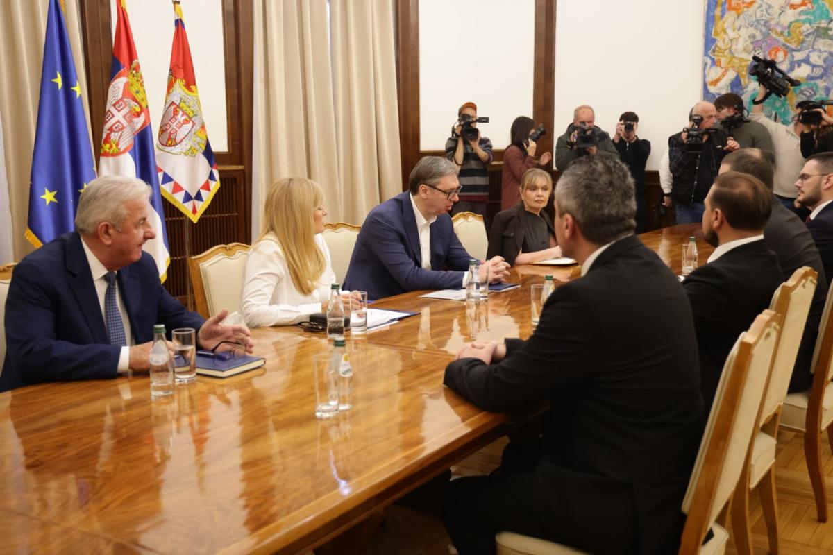 konsultacije Aleksandar Vučić (12).jpeg