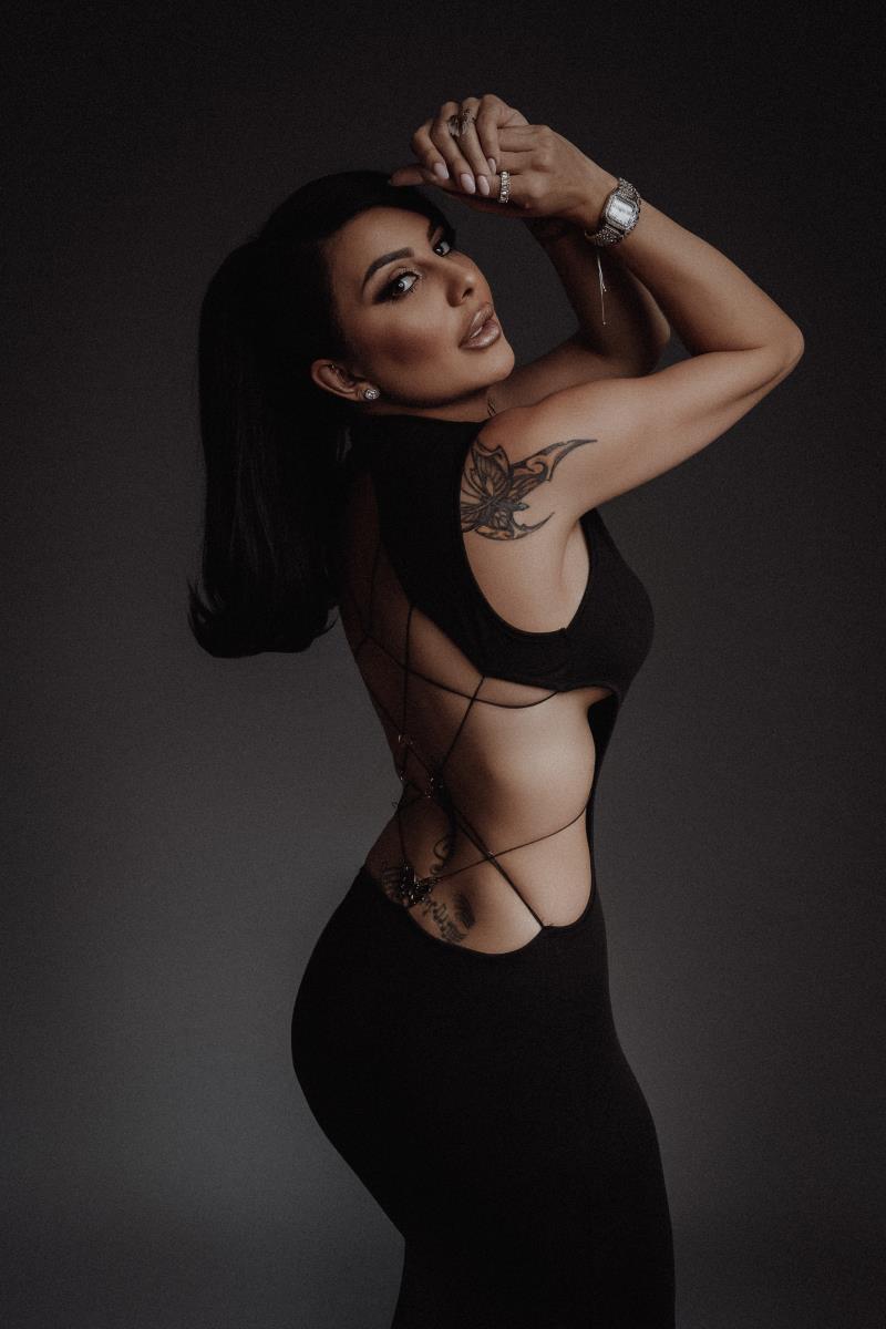 "SPREMNA SAM ZA AMERIKU" Olja Bajrami o velikim planovima i poređenjima sa Silvanom: Lične borbe su me naučile da ne izgubim srce...