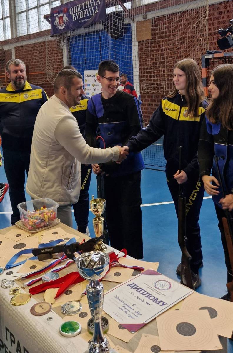 Mali sajam sporta Ćuprija