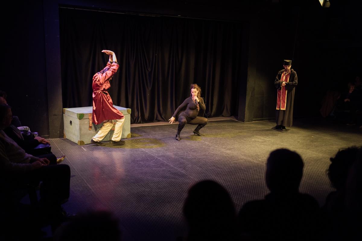 NNCH3481 predstava BALON foto Natasa Ilic.jpg