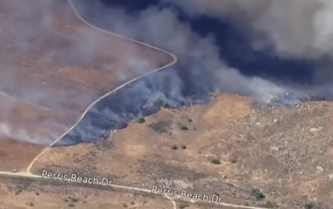 Požar Kalifornija Los Anđeles (1).png