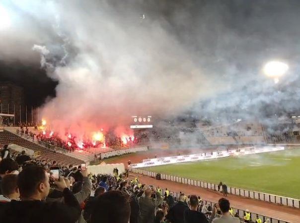 Grobari, Vatromet, FK Partizan
