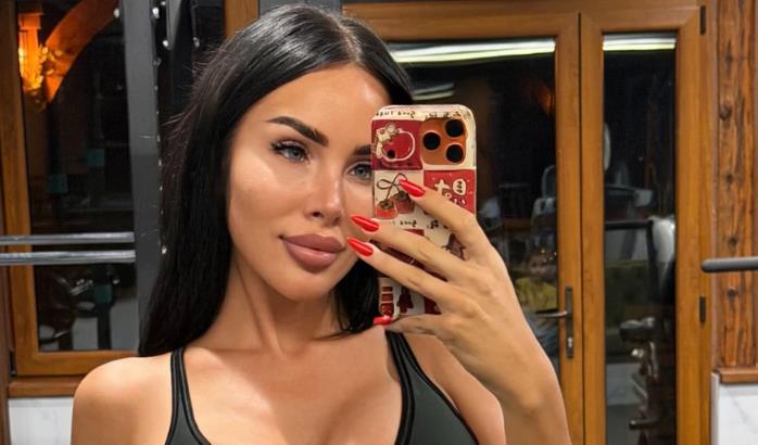 UDARILA KONTRU MAJI I STANIJI! Aleksandra Subotić pokazala TELO ZA GREH: Spominju joj muža, a ona im zapušila usta (FOTO)