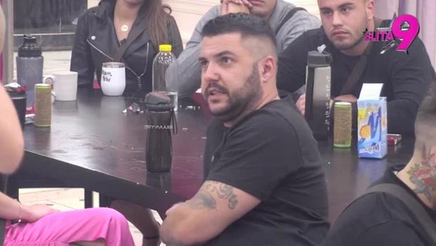 "AKO ŽELIŠ DA BUDEŠ ŽRTVA, GAZIĆU TE" Asmin brani Maju od Stanije, ali uzalud: On je prevarant (VIDEO)