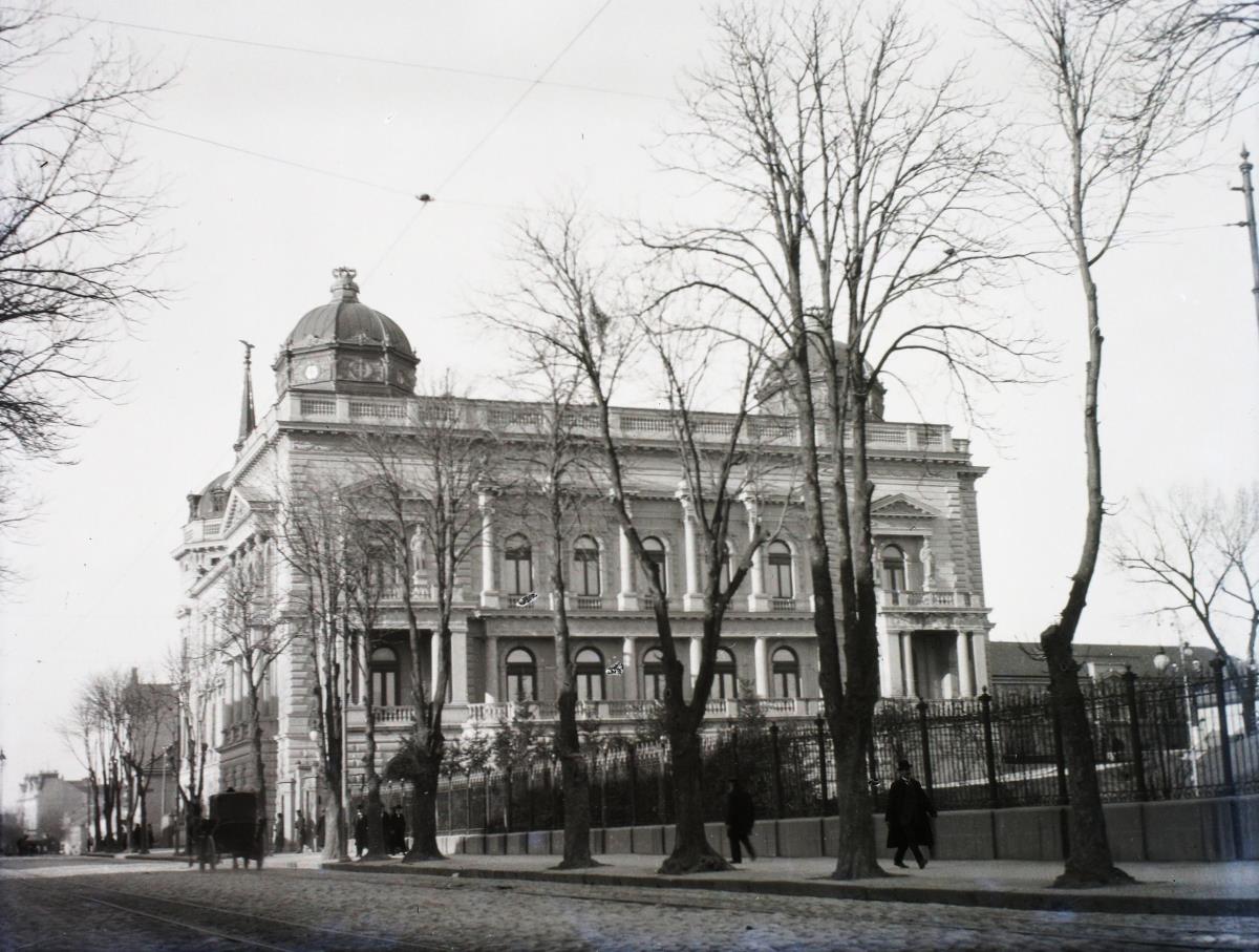 Stari dvor