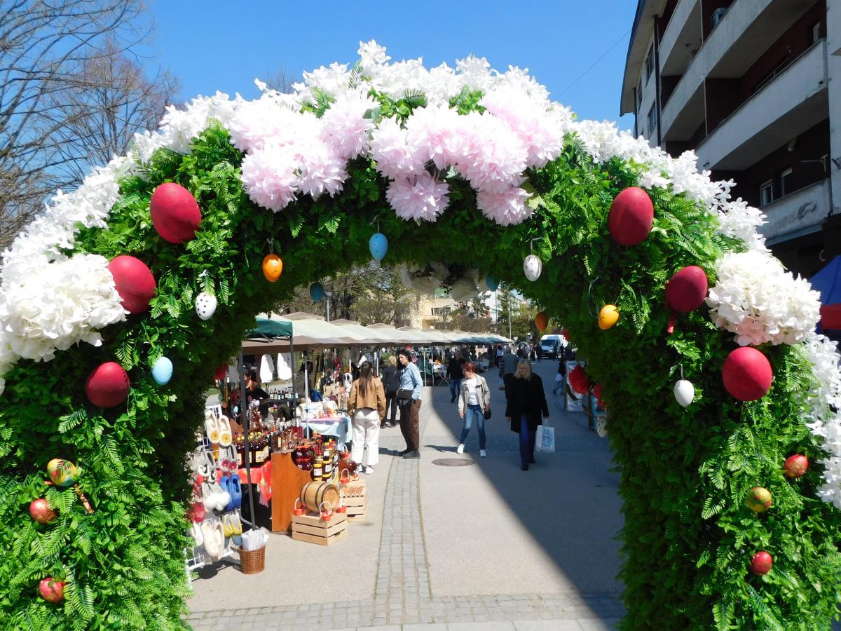 LOZNICA - Tri dana etno-bazara.jpg