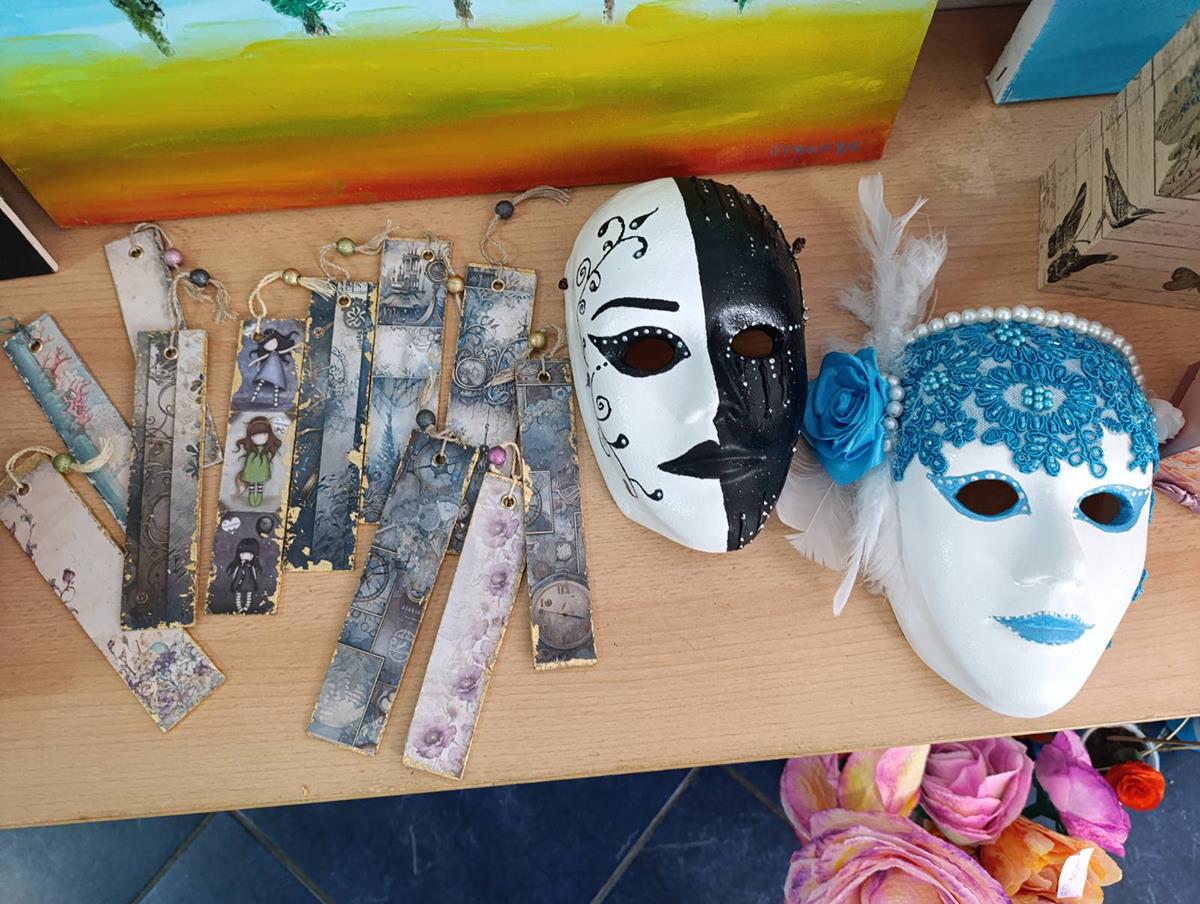 FOTO UIKS, Vaskršnja izložba pacijenata Specijalne zatvorske bolnice u Beogradu.jpg